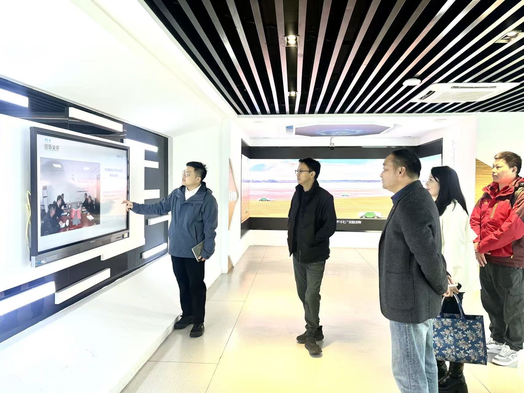 1763707909999091625.jpg 11.jpg